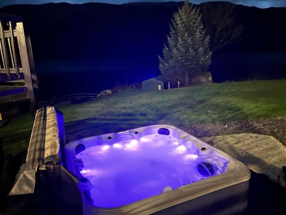 Waterside 3 Bed Cottage, Hot Tub, Sauna, Pvt Beach Arrochar Εξωτερικό φωτογραφία