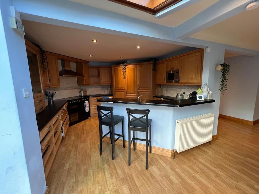 Waterside 3 Bed Cottage, Hot Tub, Sauna, Pvt Beach Arrochar Εξωτερικό φωτογραφία